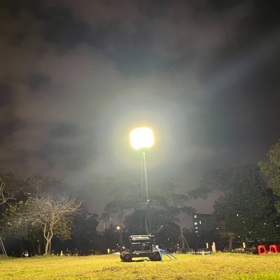Pengaturan Cepat Nyaman untuk Penambangan Lampu Kerja Balon 1400W IP65 pada Menara Lampu Bergerak