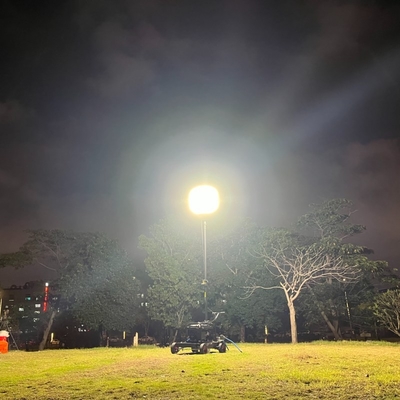 1400W Cahaya Tinggi Glare Bebas Balon Light Tower Tripod untuk Konstruksi Pertambangan